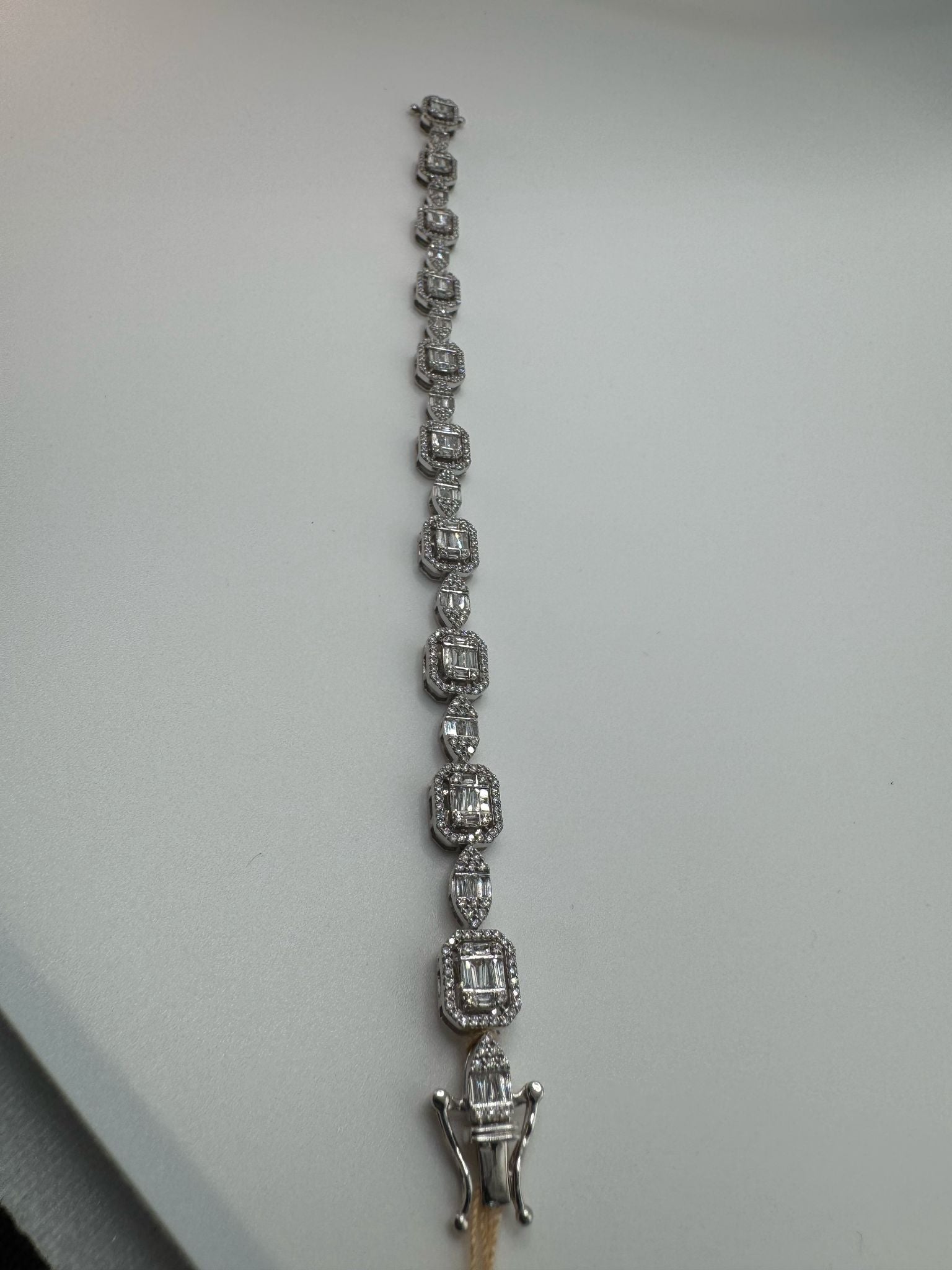 Stunning 10K White Gold Bracelet with 7 Carats of Real Diamonds