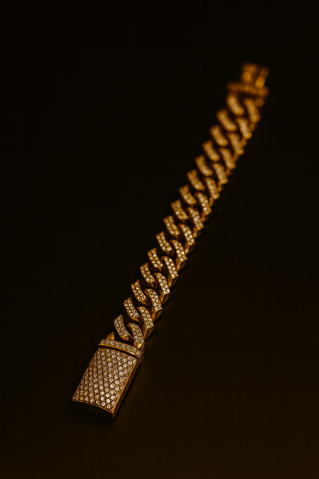 10K Yellow Gold Bracelet with 10.79 Carat Real Diamonds